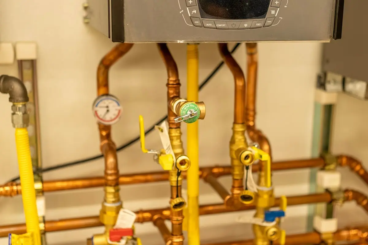 Licensed technician providing Pipe Repair for a homeowner in Poquoson